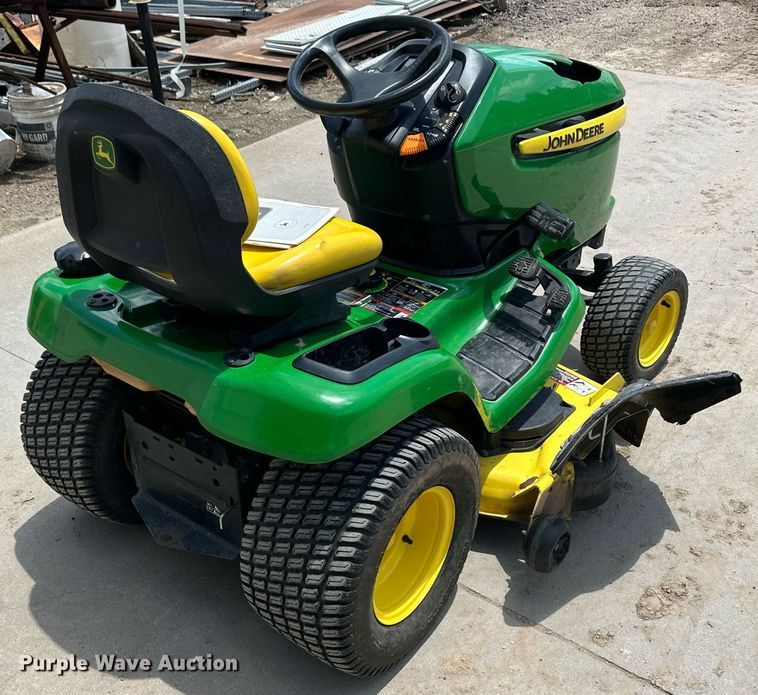 image for item NY9198 2007 John  Deere X320  lawn mower