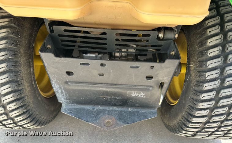 image for item NY9198 2007 John  Deere X320  lawn mower