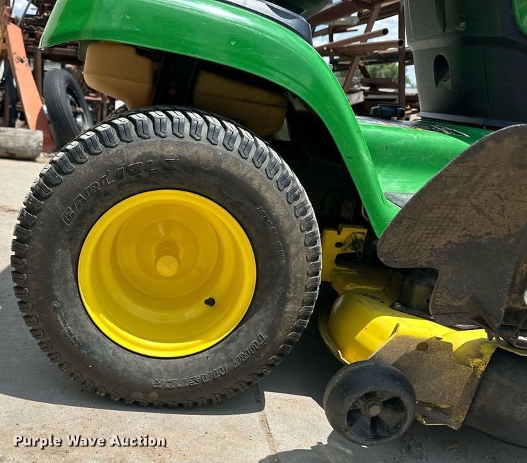 image for item NY9198 2007 John  Deere X320  lawn mower