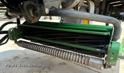 image for item NY9199 2006 John  Deere 2500A  reel mower