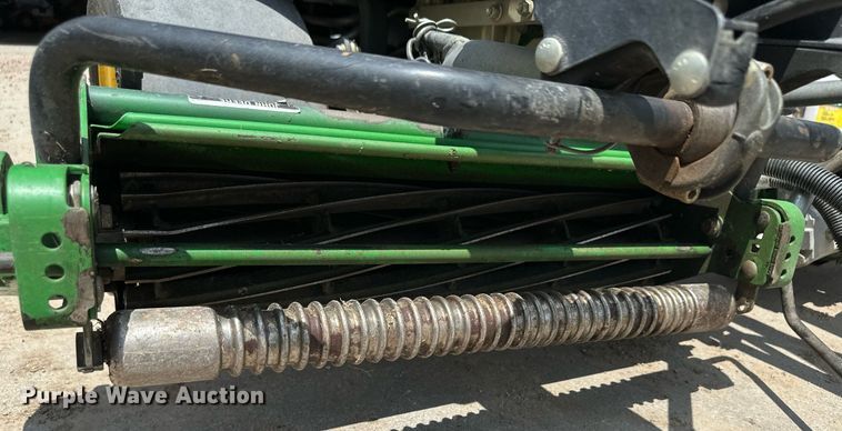 image for item NY9199 2006 John  Deere 2500A  reel mower