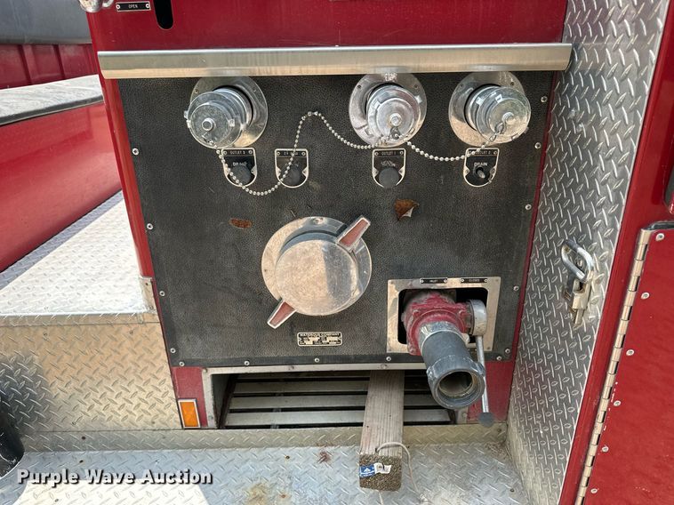 image for item NY9239 1984 Chevrolet D6500  pumper fire truck