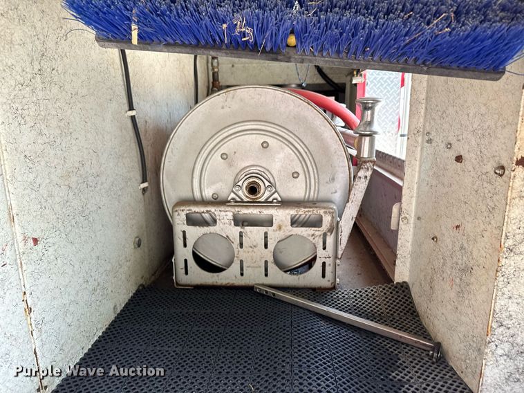 image for item NY9239 1984 Chevrolet D6500  pumper fire truck