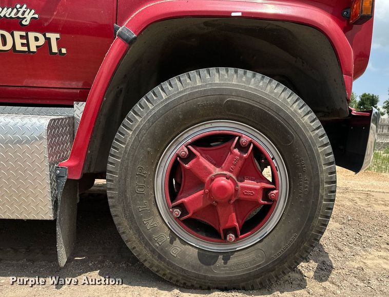 image for item NY9239 1984 Chevrolet D6500  pumper fire truck