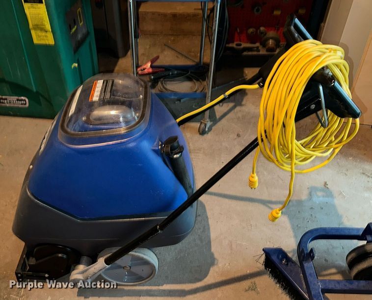 image for item NY9246 Windsor Clipper  floor cleaner