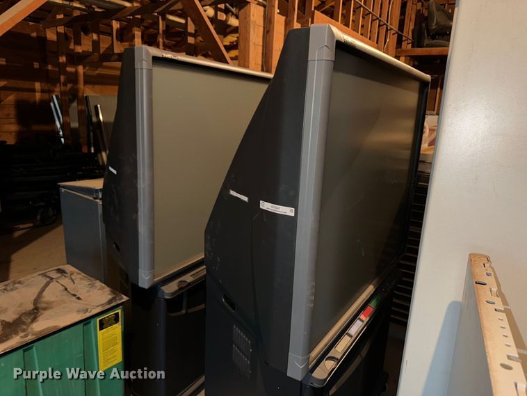 image for item NY9247 (3) SmartBoard interactive displays