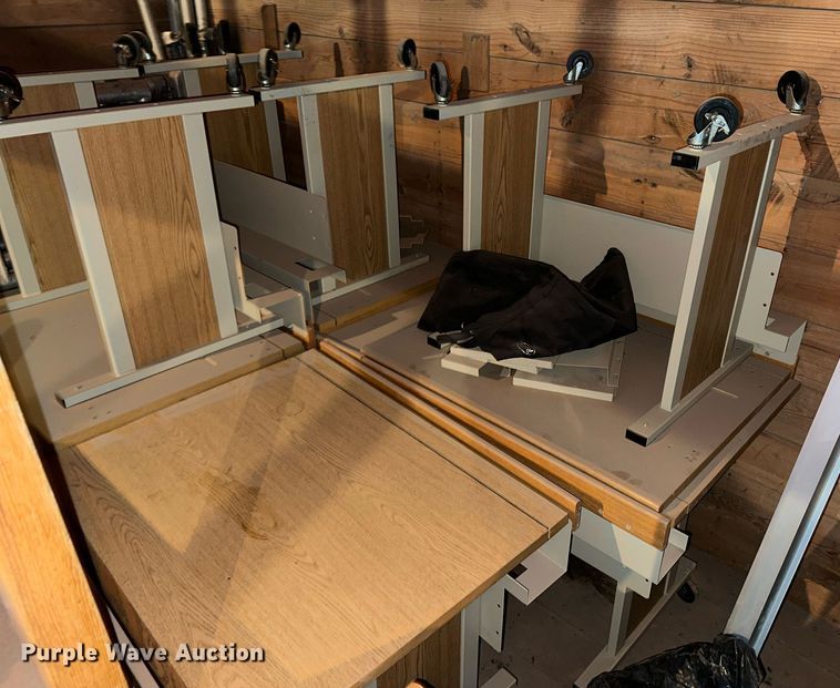 image for item NY9248 Approximately 15 desks