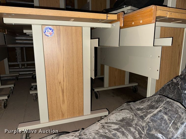image for item NY9248 Approximately 15 desks
