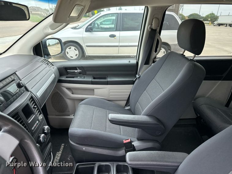 image for item NY9251 2009 Dodge Grand Caravan SE  van