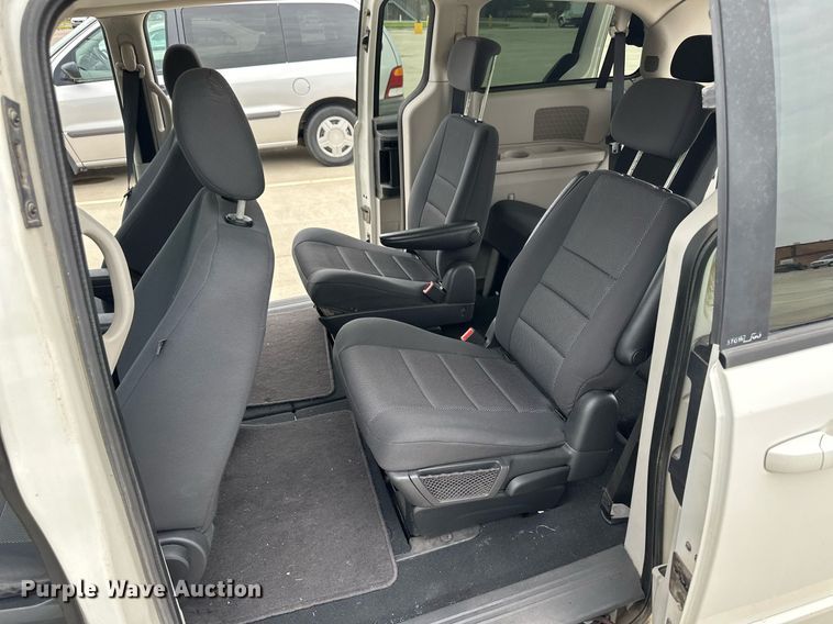 image for item NY9251 2009 Dodge Grand Caravan SE  van