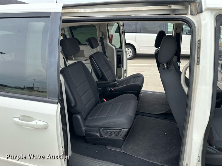 image for item NY9251 2009 Dodge Grand Caravan SE  van