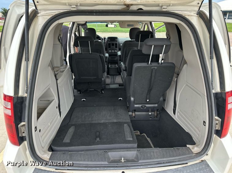 image for item NY9251 2009 Dodge Grand Caravan SE  van