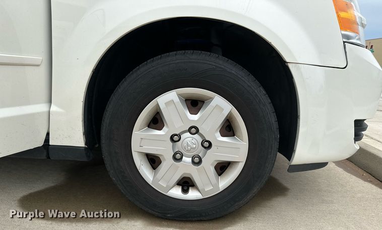 image for item NY9251 2009 Dodge Grand Caravan SE  van