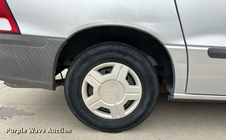 image for item NY9252 2001 Ford Windstar  van