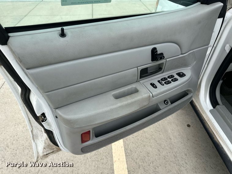 image for item NY9254 2005 Ford Crown Victoria