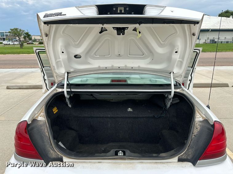 image for item NY9254 2005 Ford Crown Victoria