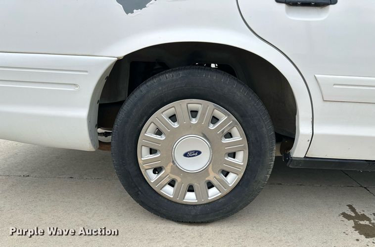 image for item NY9254 2005 Ford Crown Victoria