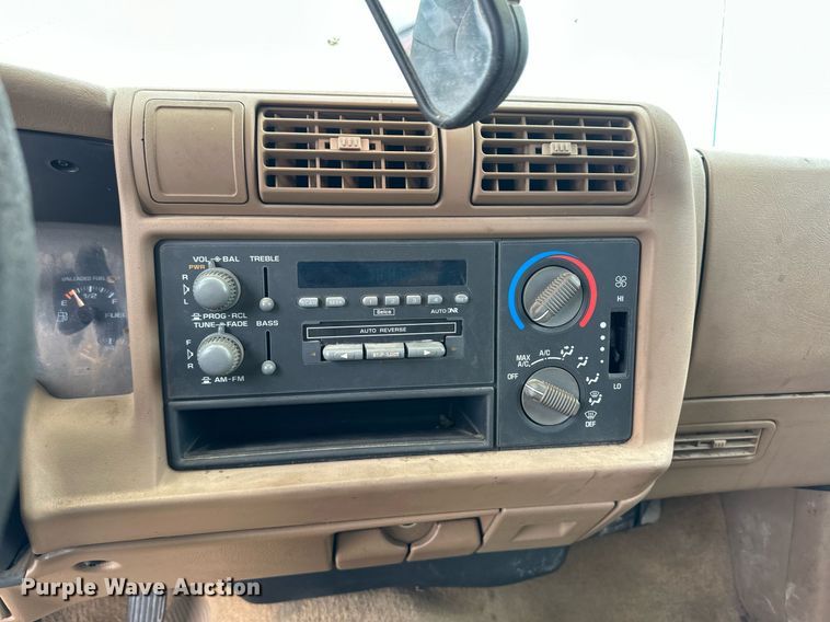 image for item NY9255 1996 Chevrolet S10  Ext. Cab pickup truck