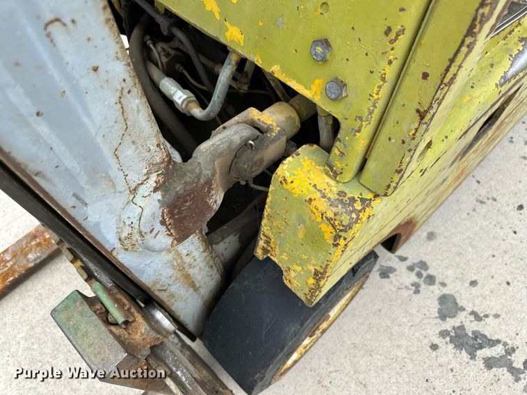 image for item NY9256 Clark CS30  forklift