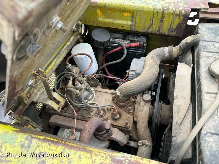 image for item NY9256 Clark CS30  forklift