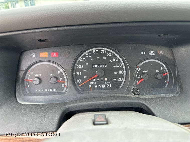 image for item NY9257 2005 Ford Crown Victoria