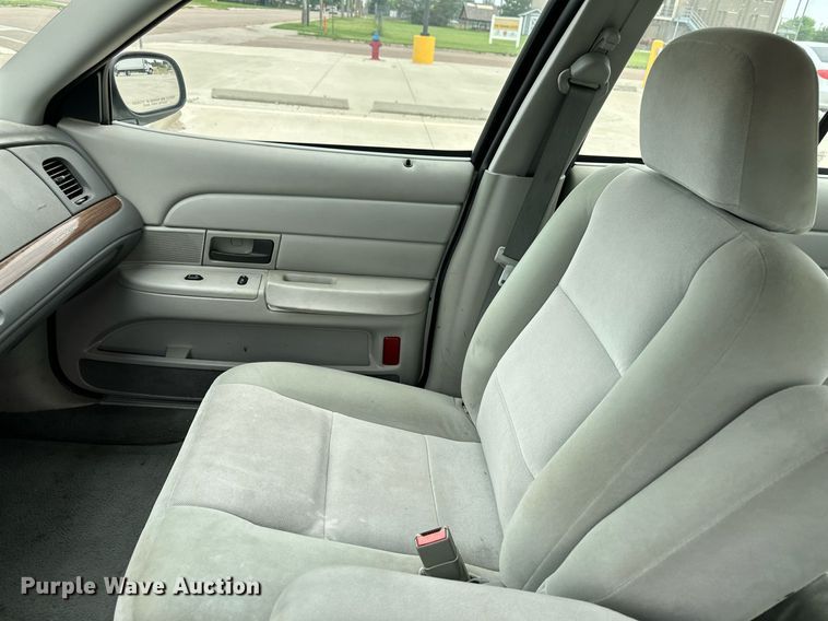 image for item NY9257 2005 Ford Crown Victoria