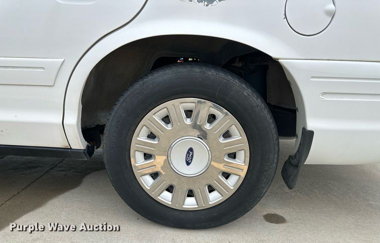 image for item NY9257 2005 Ford Crown Victoria