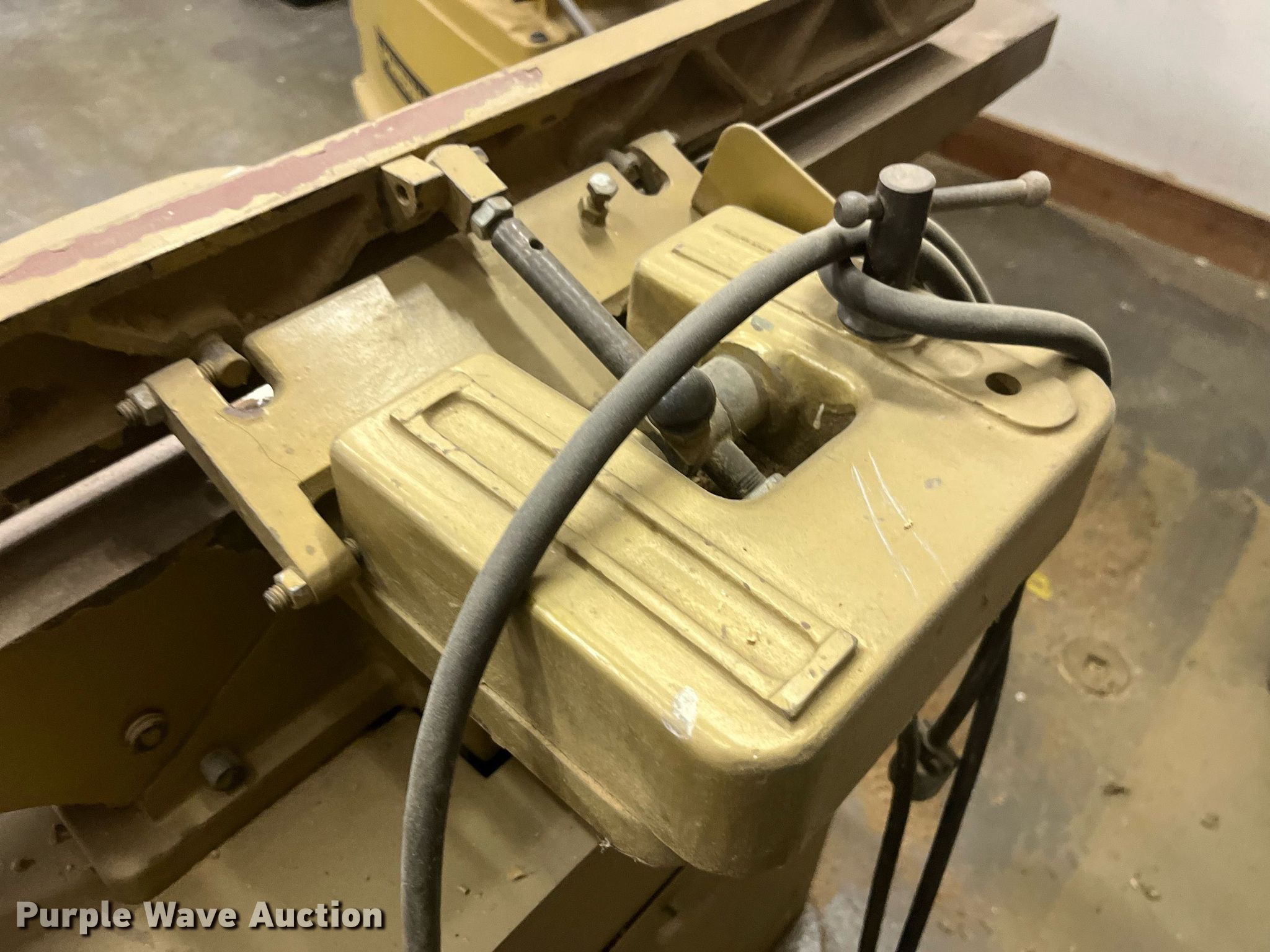 Powermatic PJ882 jointer in Corydon, IA Item MG9285 sold Purple Wave
