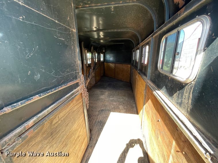 image for item DN4667 Ponderosa  livestock trailer
