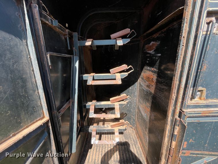 image for item DN4667 Ponderosa  livestock trailer