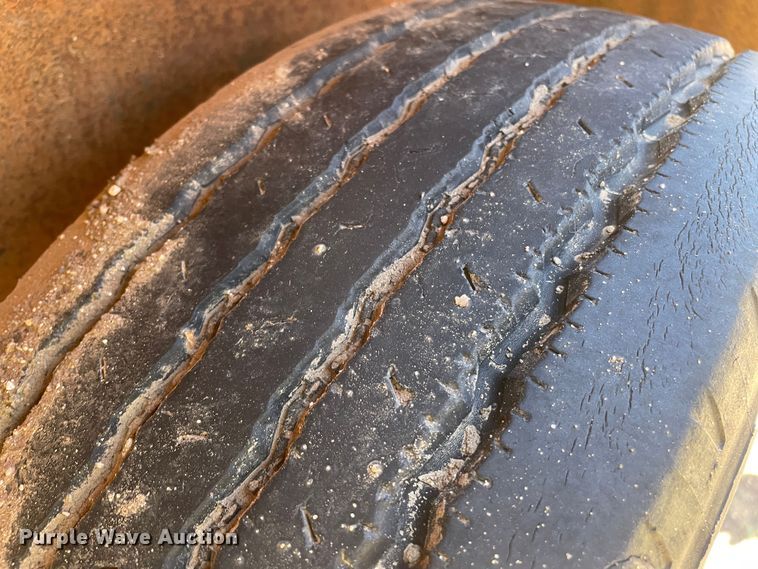 image for item DN4667 Ponderosa  livestock trailer