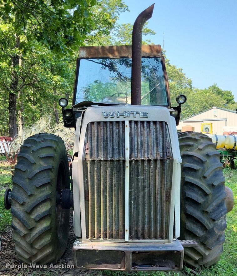 image for item DP5168 1977 White 4-180 Field Boss  4WD tractor