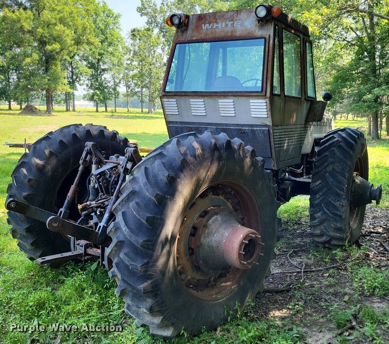 image for item DP5168 1977 White 4-180 Field Boss  4WD tractor