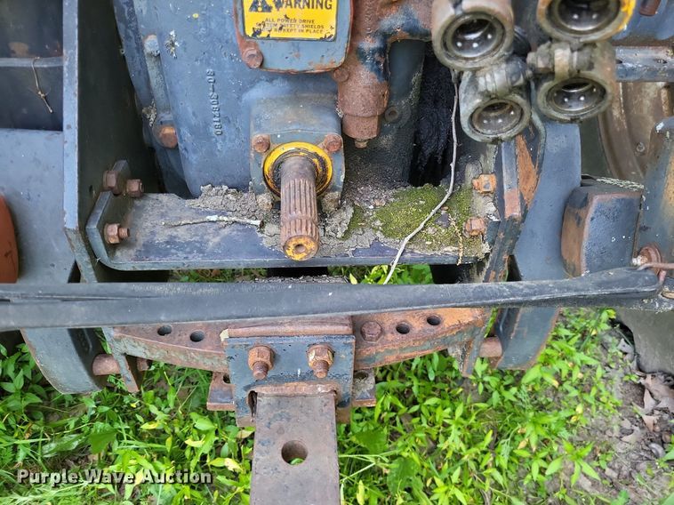 image for item DP5168 1977 White 4-180 Field Boss  4WD tractor