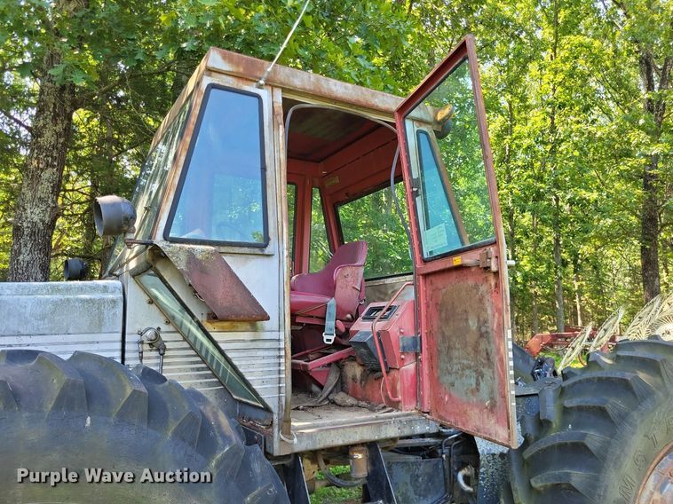 image for item DP5168 1977 White 4-180 Field Boss  4WD tractor