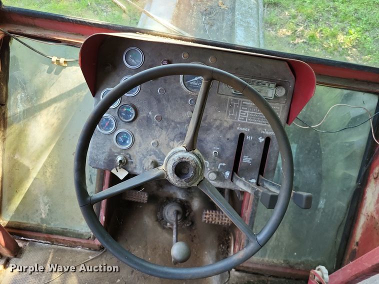 image for item DP5168 1977 White 4-180 Field Boss  4WD tractor