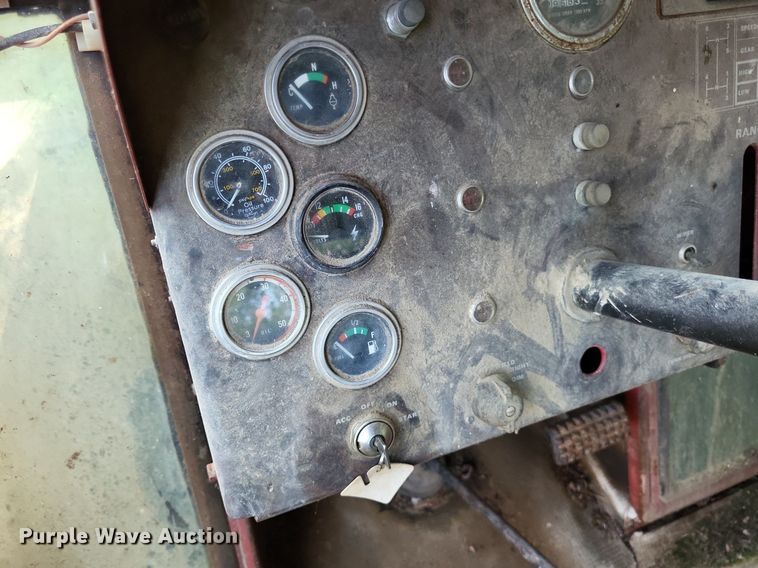 image for item DP5168 1977 White 4-180 Field Boss  4WD tractor