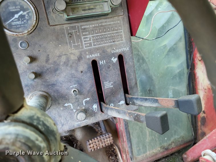 image for item DP5168 1977 White 4-180 Field Boss  4WD tractor