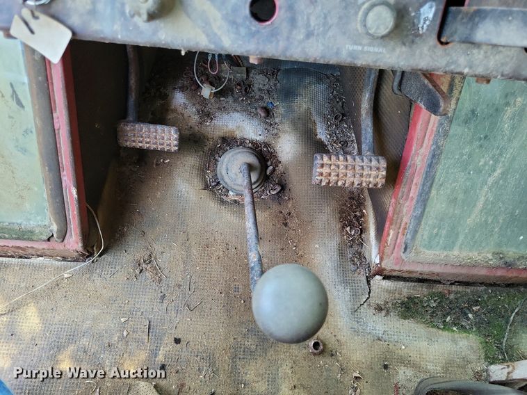 image for item DP5168 1977 White 4-180 Field Boss  4WD tractor