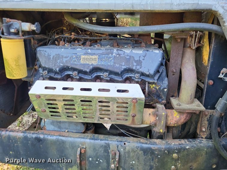 image for item DP5168 1977 White 4-180 Field Boss  4WD tractor