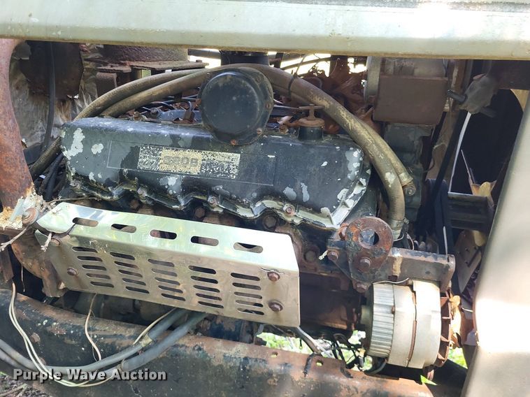 image for item DP5168 1977 White 4-180 Field Boss  4WD tractor