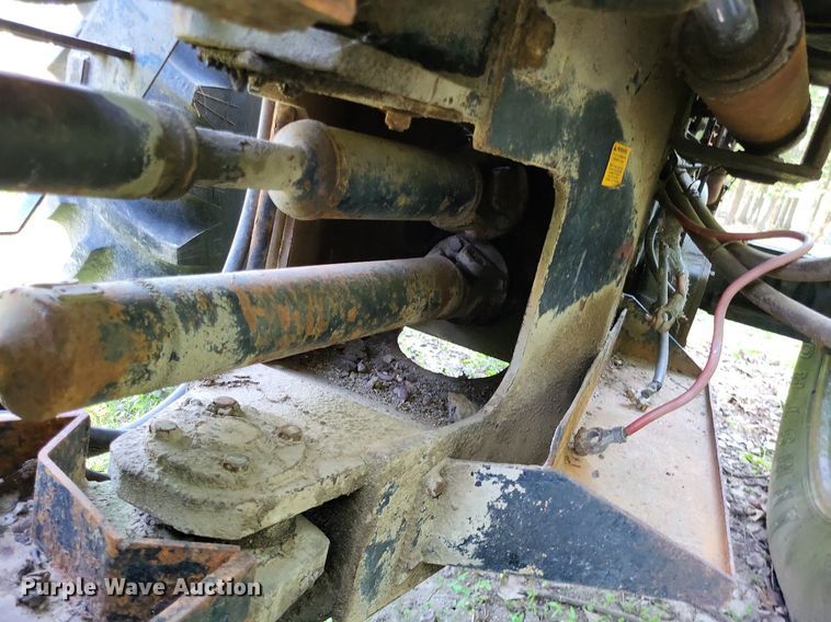 image for item DP5168 1977 White 4-180 Field Boss  4WD tractor