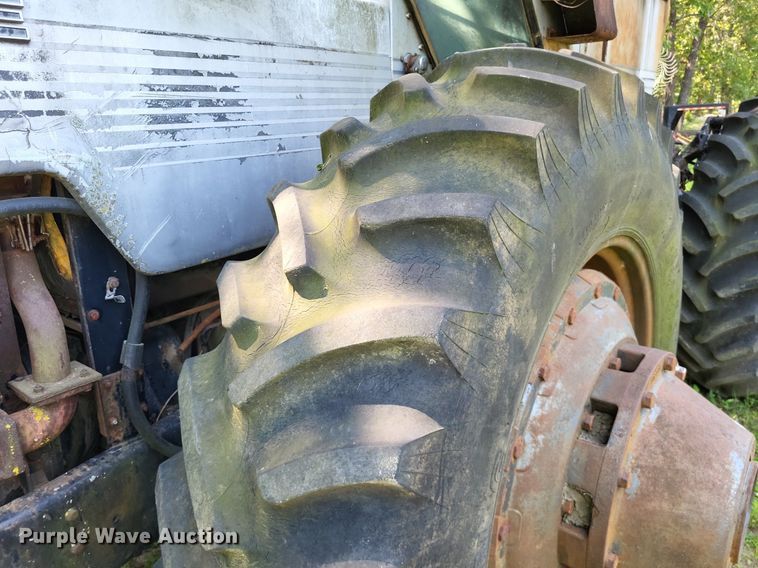 image for item DP5168 1977 White 4-180 Field Boss  4WD tractor