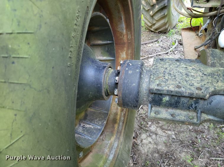 image for item DP5168 1977 White 4-180 Field Boss  4WD tractor