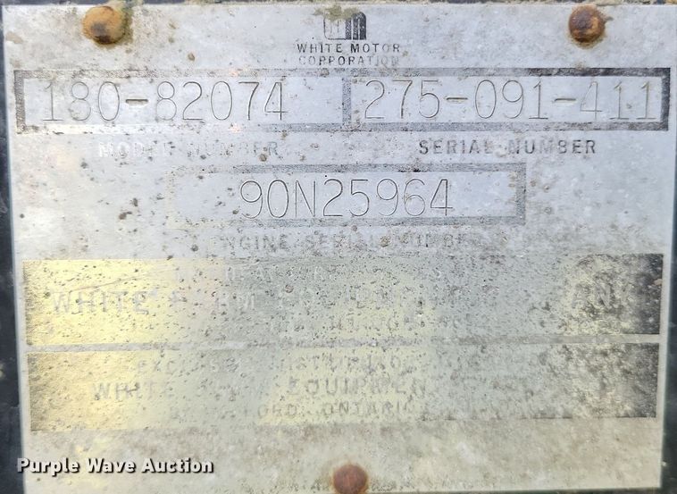 image for item DP5168 1977 White 4-180 Field Boss  4WD tractor