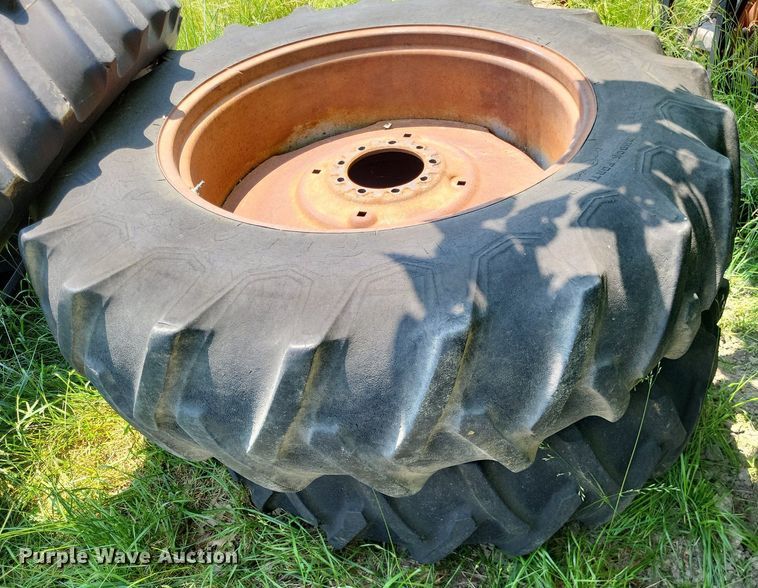 image for item DP5168 1977 White 4-180 Field Boss  4WD tractor