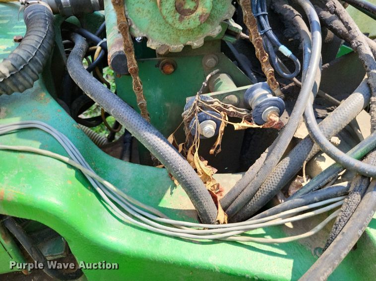 image for item DP5169 John Deere 7000  no-till planter