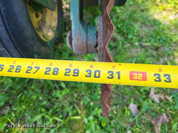 image for item DP5169 John Deere 7000  no-till planter