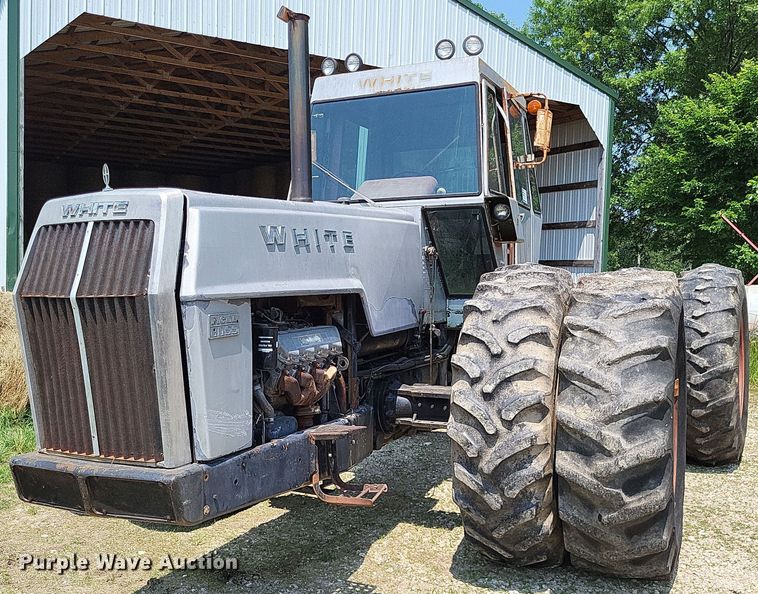 image for item DP5170 1975 White 4-150 Field Boss  4WD tractor