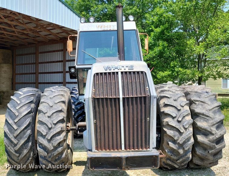 image for item DP5170 1975 White 4-150 Field Boss  4WD tractor